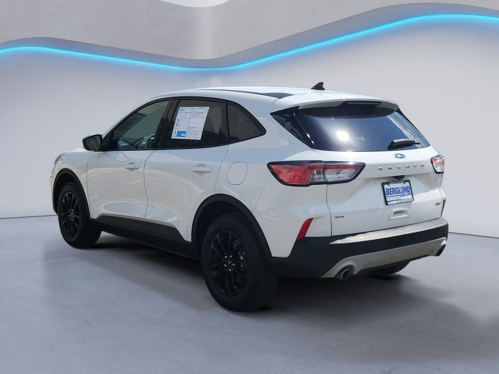 Used 2020 Ford Escape SE Sport image 5