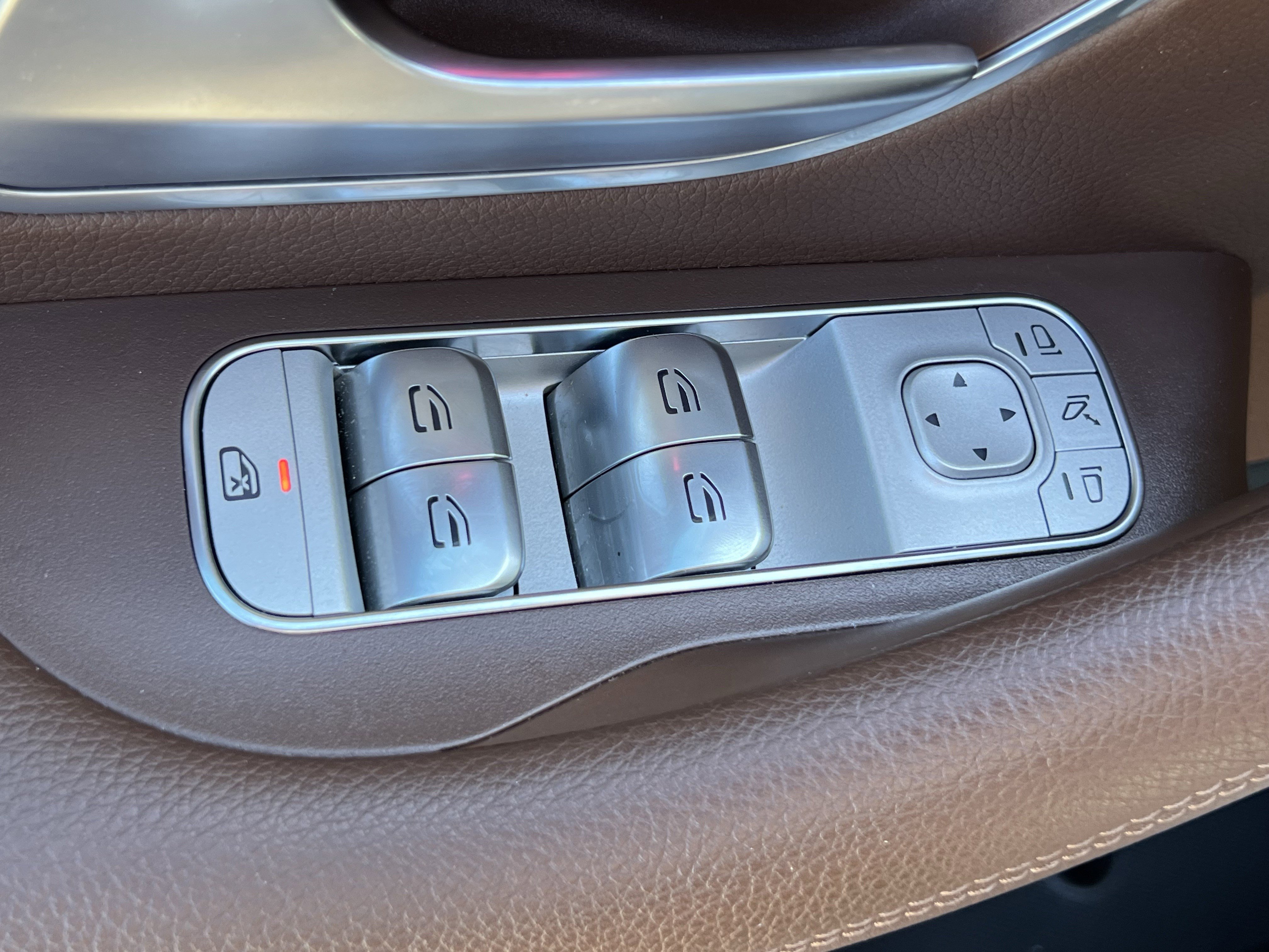 Used 2024 Mercedes-Benz GLE 350 4MATIC image 15