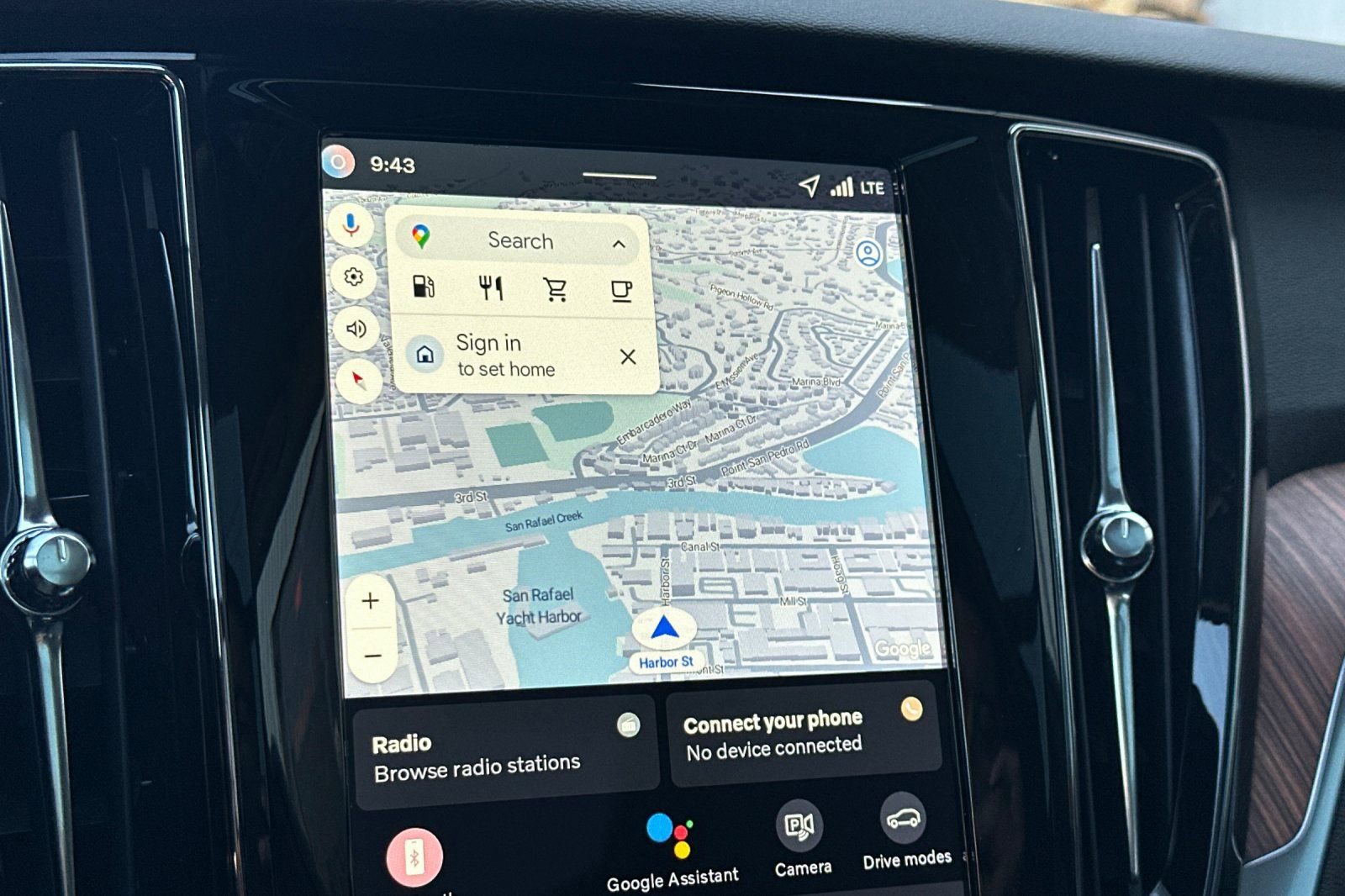 New 2026 Volvo V60 B5 Cross Country Plus w/ Climate Package image 21