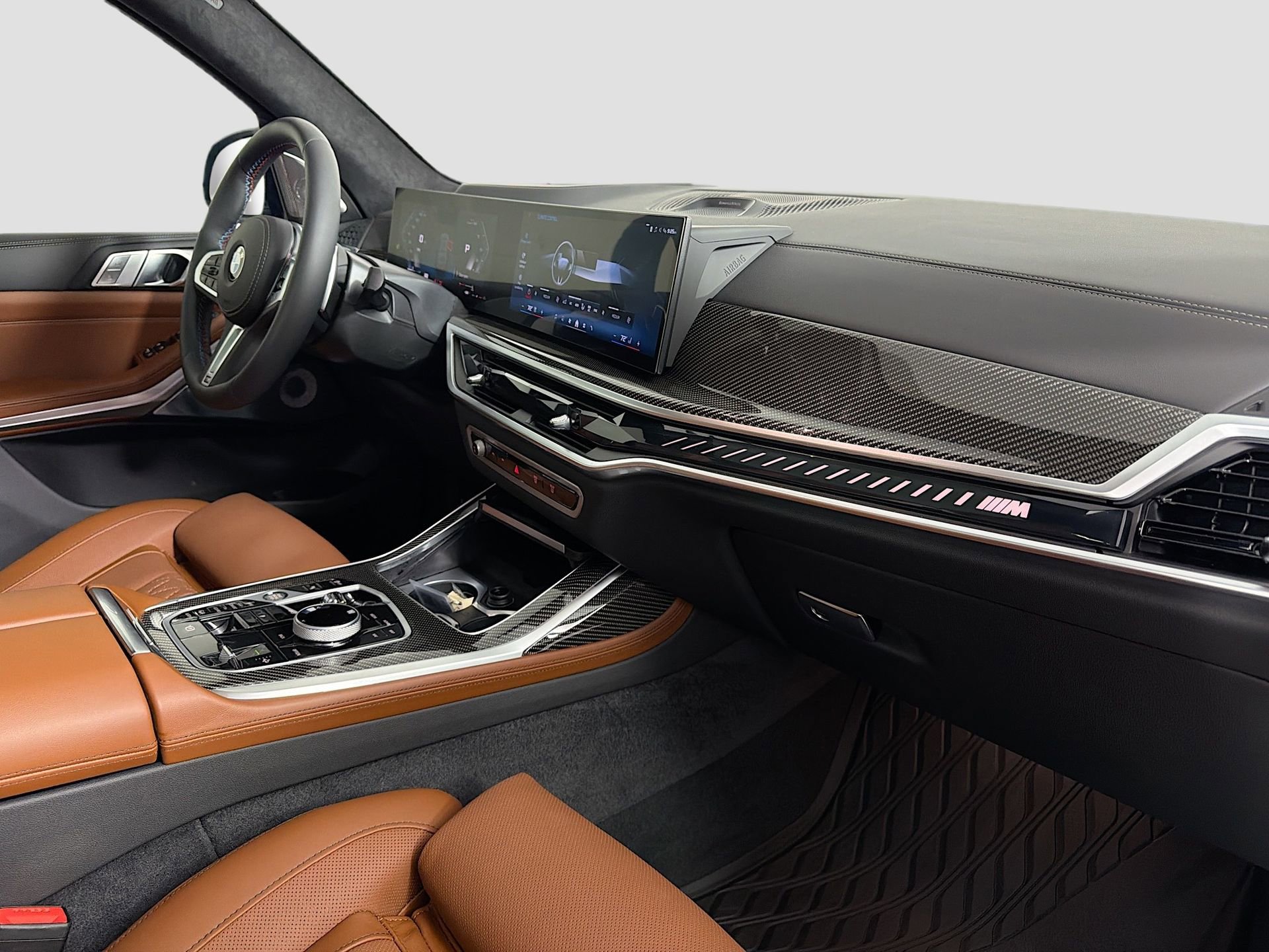 Certified 2026 BMW X7 M60i image 32