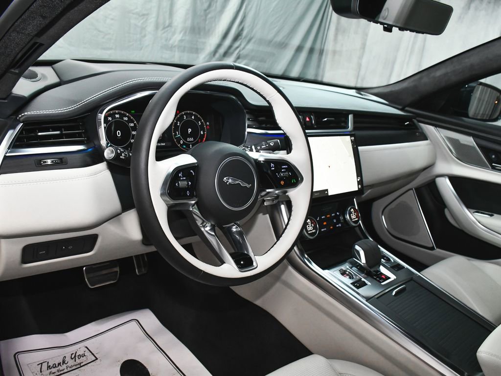 Used 2024 Jaguar XF R-Dynamic SE image 22