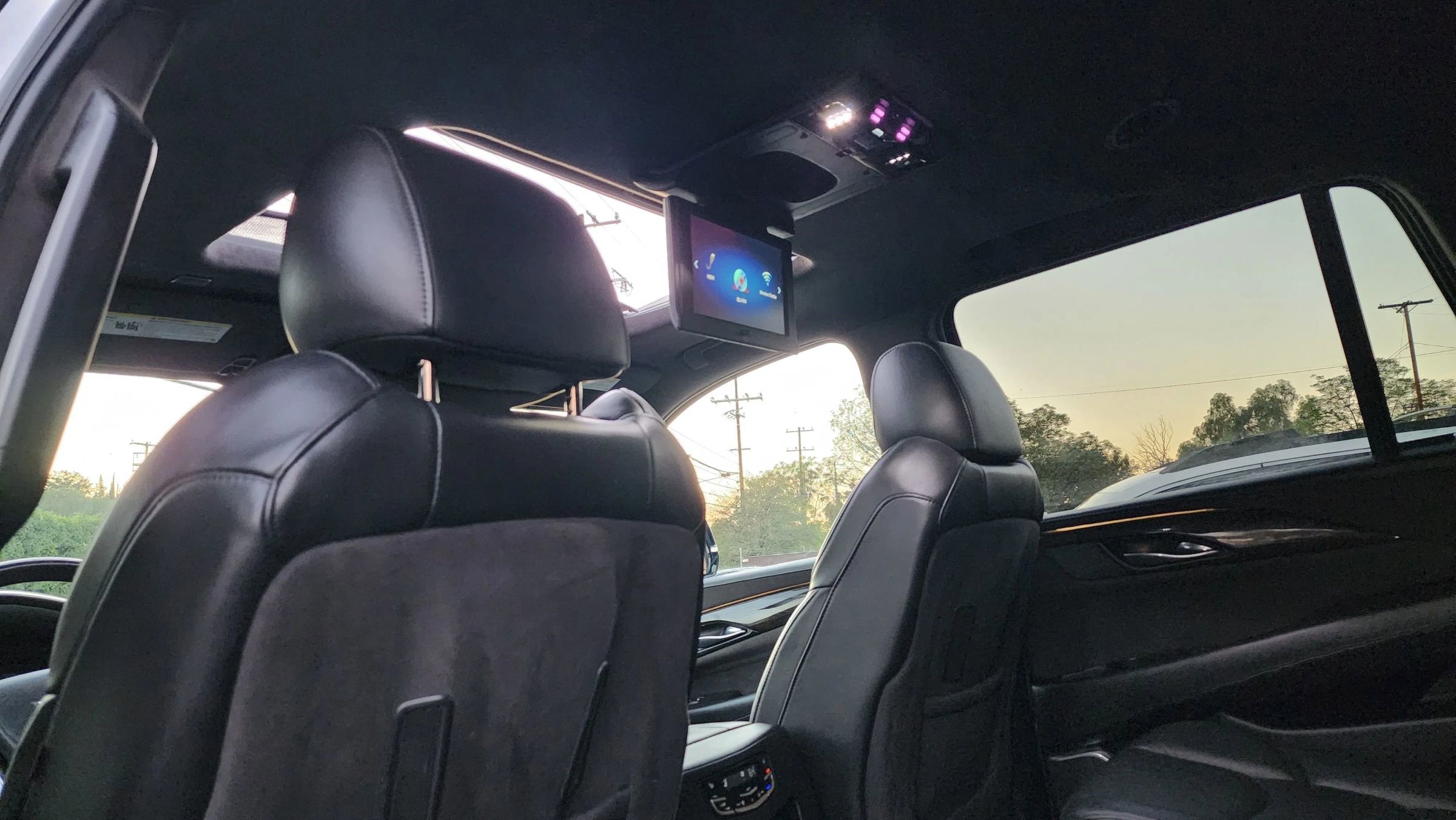 Used 2020 Cadillac Escalade Platinum image 13