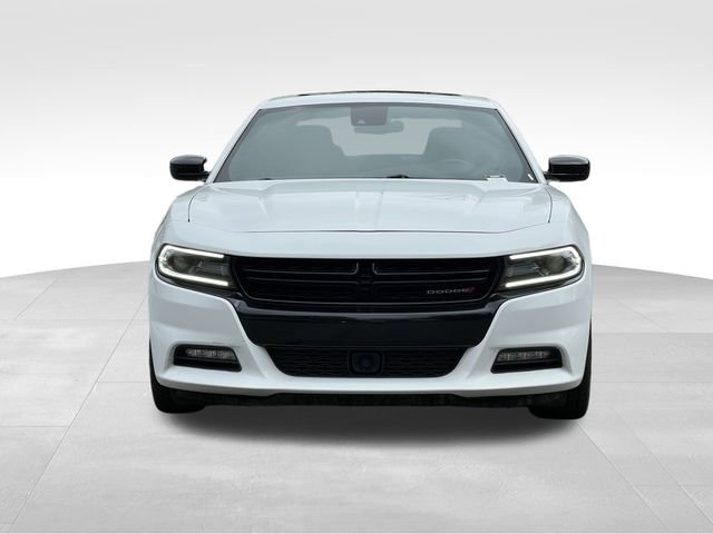 Used 2017 Dodge Charger SXT w/ Premium Group image 8