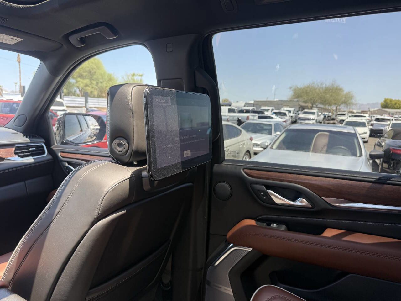 Used 2023 GMC Yukon Denali Ultimate image 37