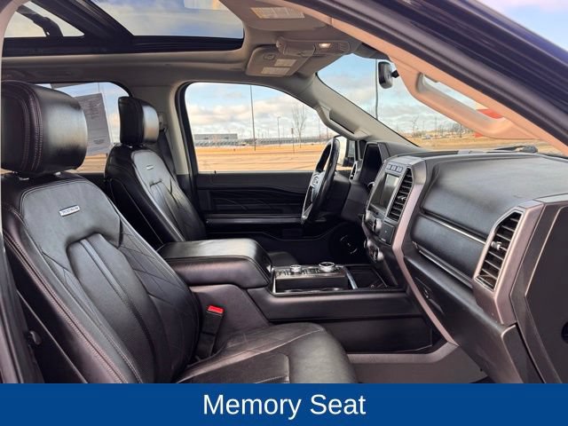 Used 2019 Ford Expedition Platinum AWD/4WD image 26