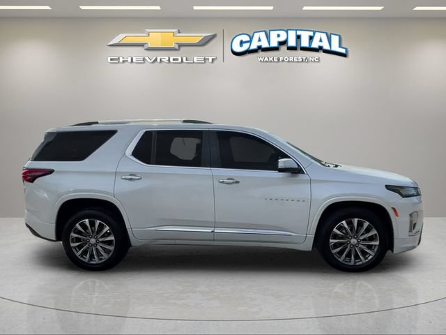 Used 2022 Chevrolet Traverse Premier FWD image 6
