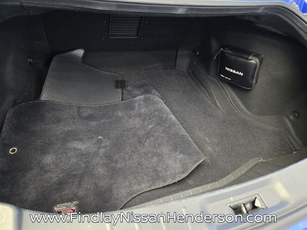 Used 2021 Nissan GT-R Premium AWD/4WD image 13