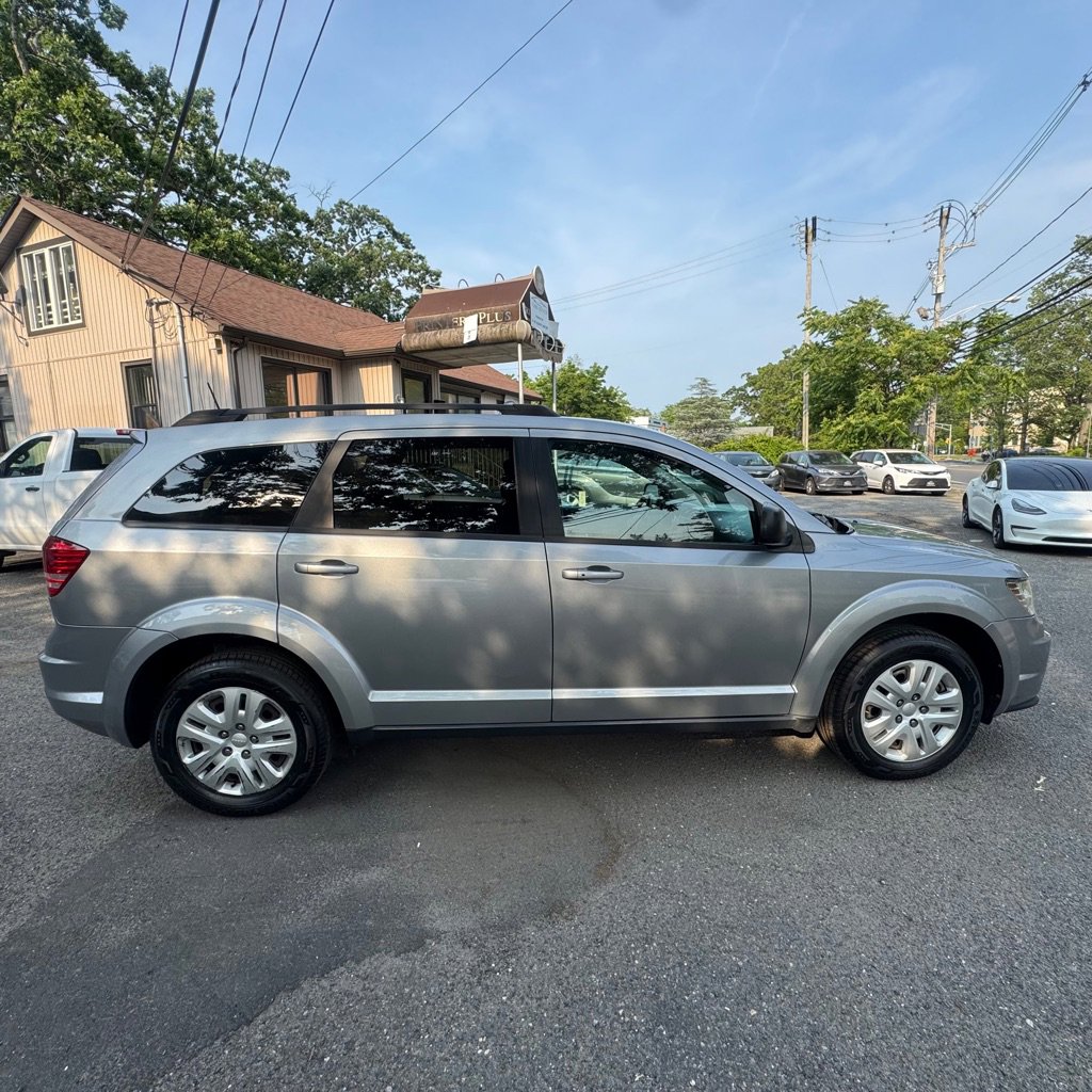 Used 2020 Dodge Journey SE w/ SE Popular Equipment Group image 7