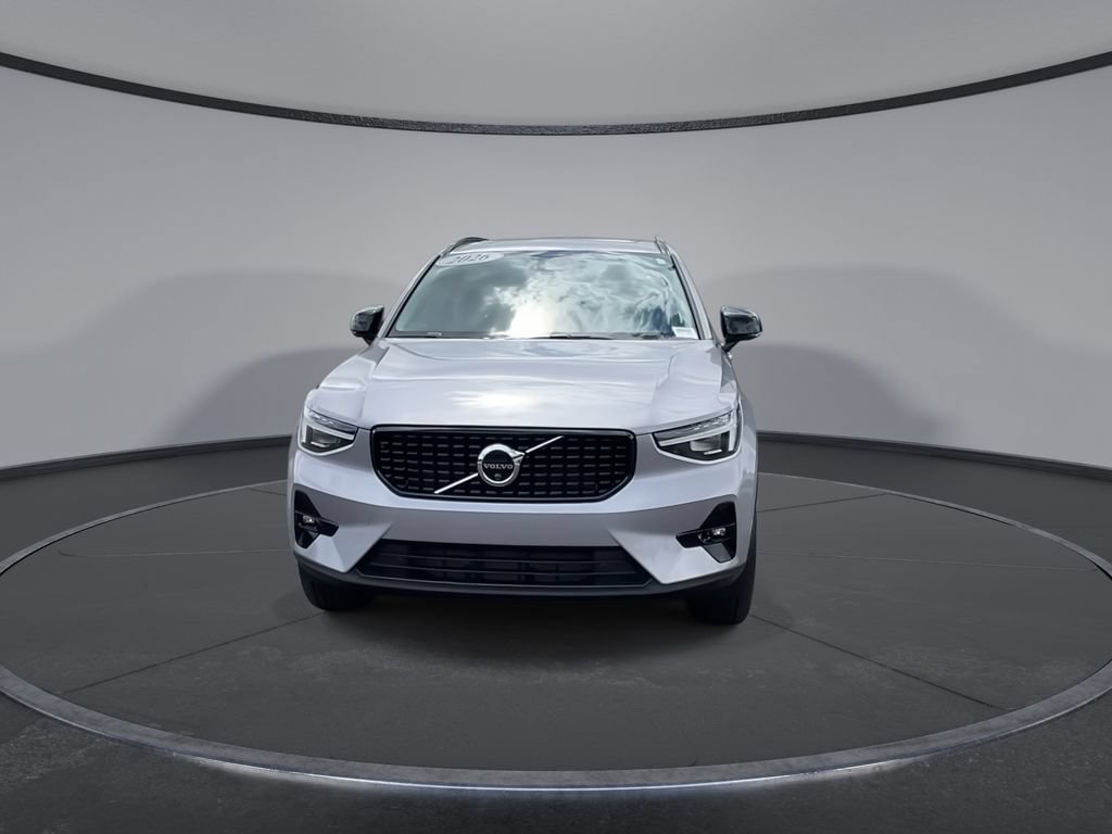 Used 2026 Volvo XC40 B5 Ultra w/ Climate Package AWD/4WD image 4