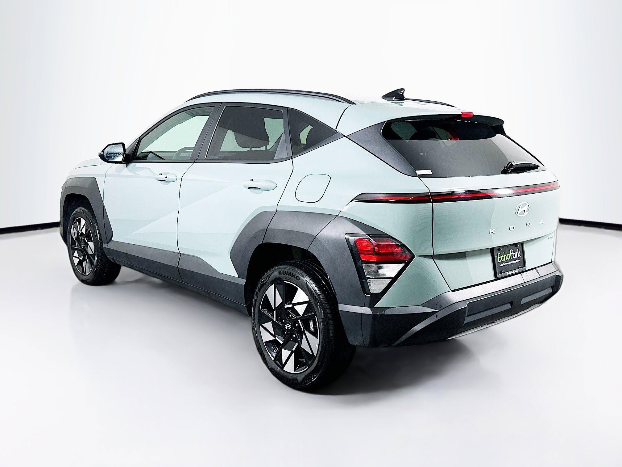 Used 2025 Hyundai Kona SEL image 5