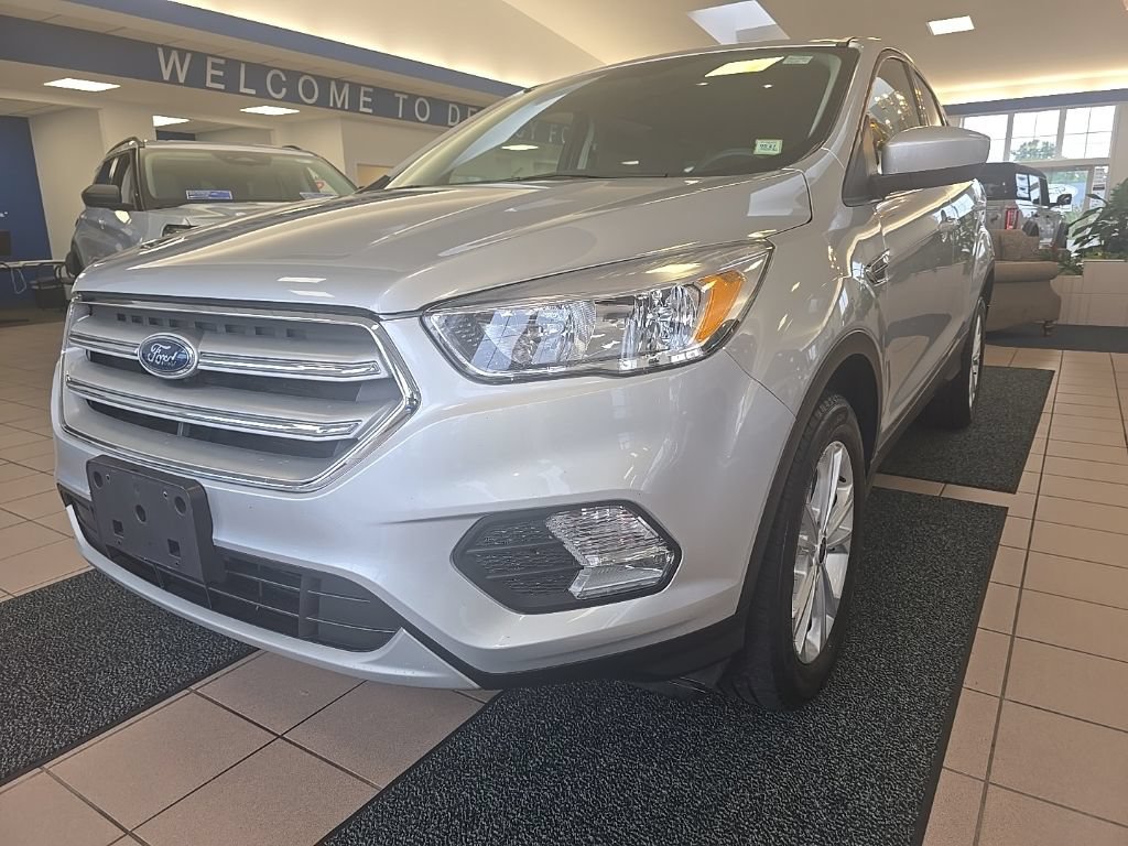 Used 2019 Ford Escape SE AWD/4WD image 1