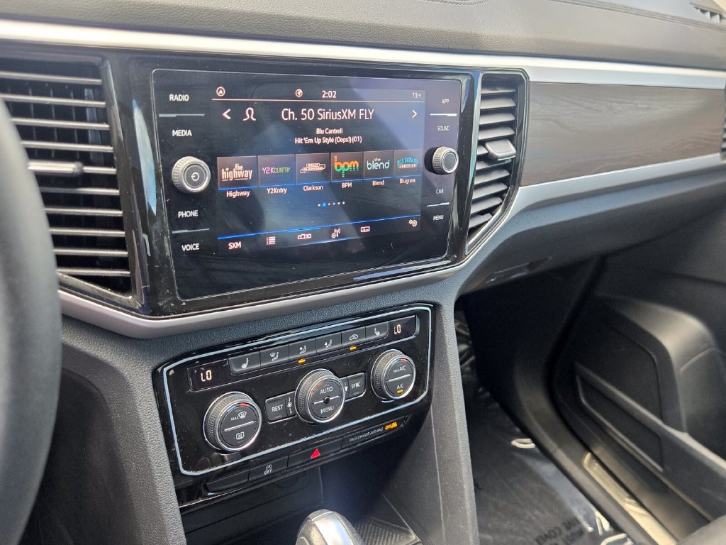 Certified 2022 Volkswagen Atlas SE FWD image 23