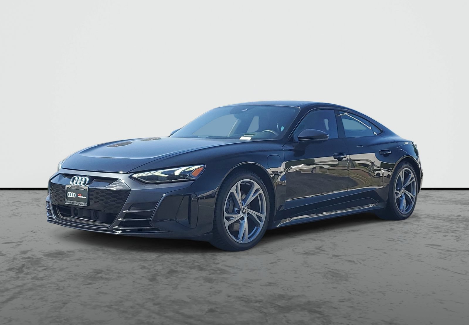 Used 2023 Audi e-tron GT Prestige AWD/4WD image 2
