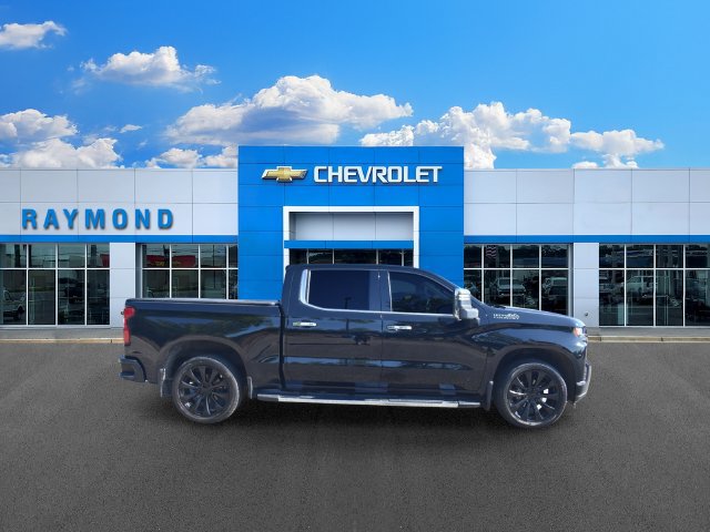 Certified 2020 Chevrolet Silverado 1500 High Country w/ Technology Package AWD/4WD image 2