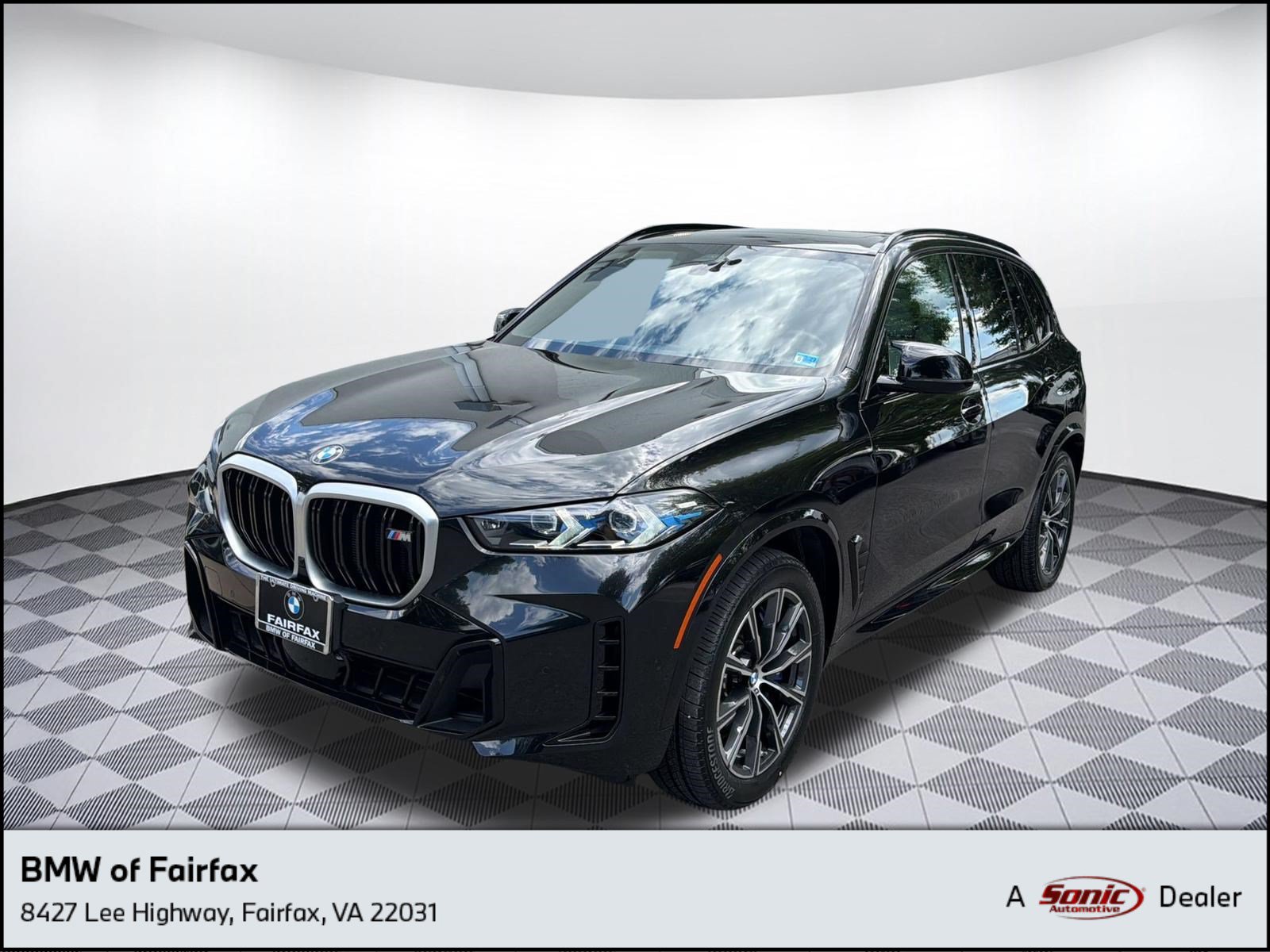 Certified 2024 BMW X5 M60i AWD/4WD image 1