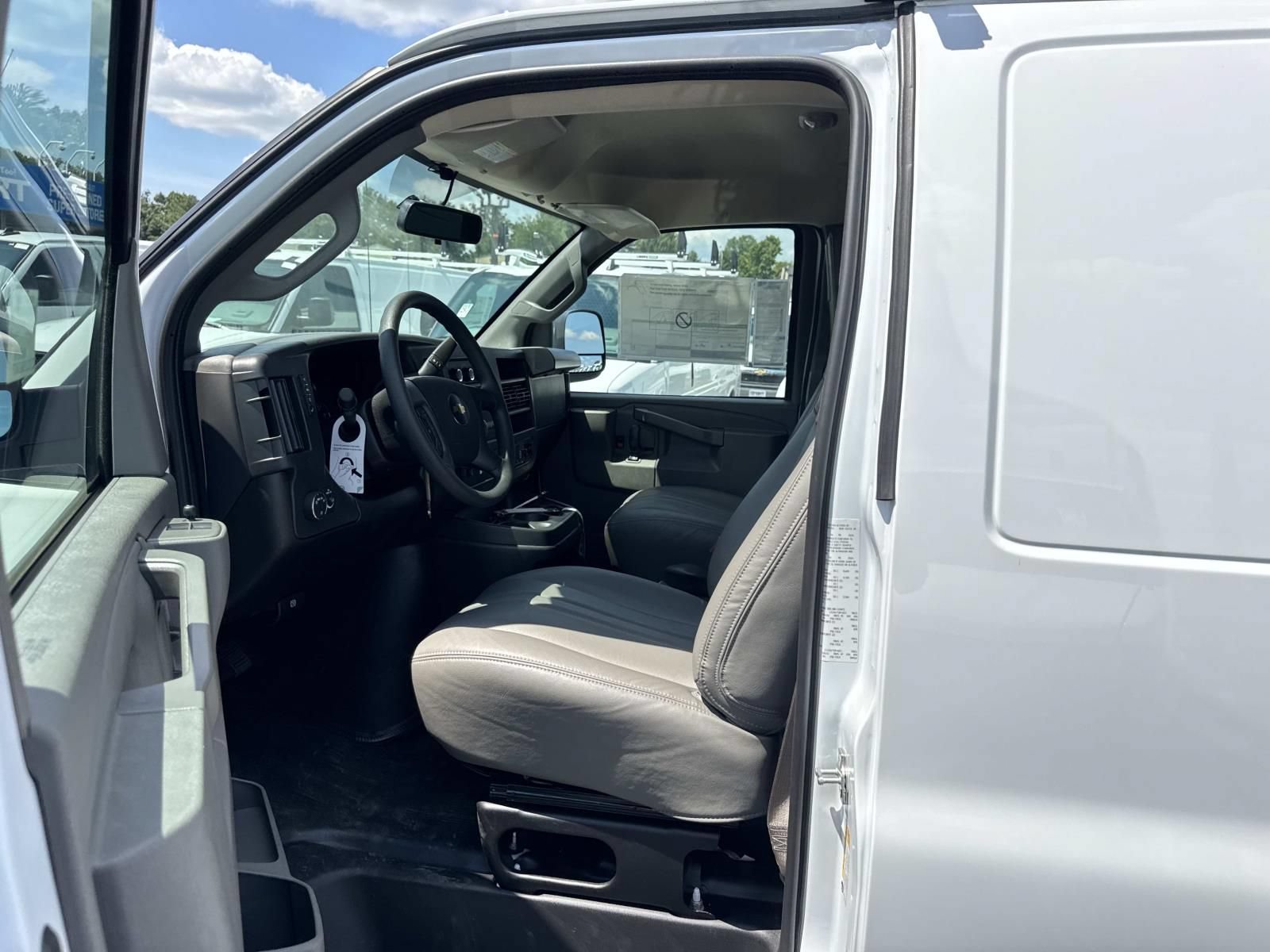 New 2026 Chevrolet Express 2500 Extended w/ Driver Convenience Package RWD image 18
