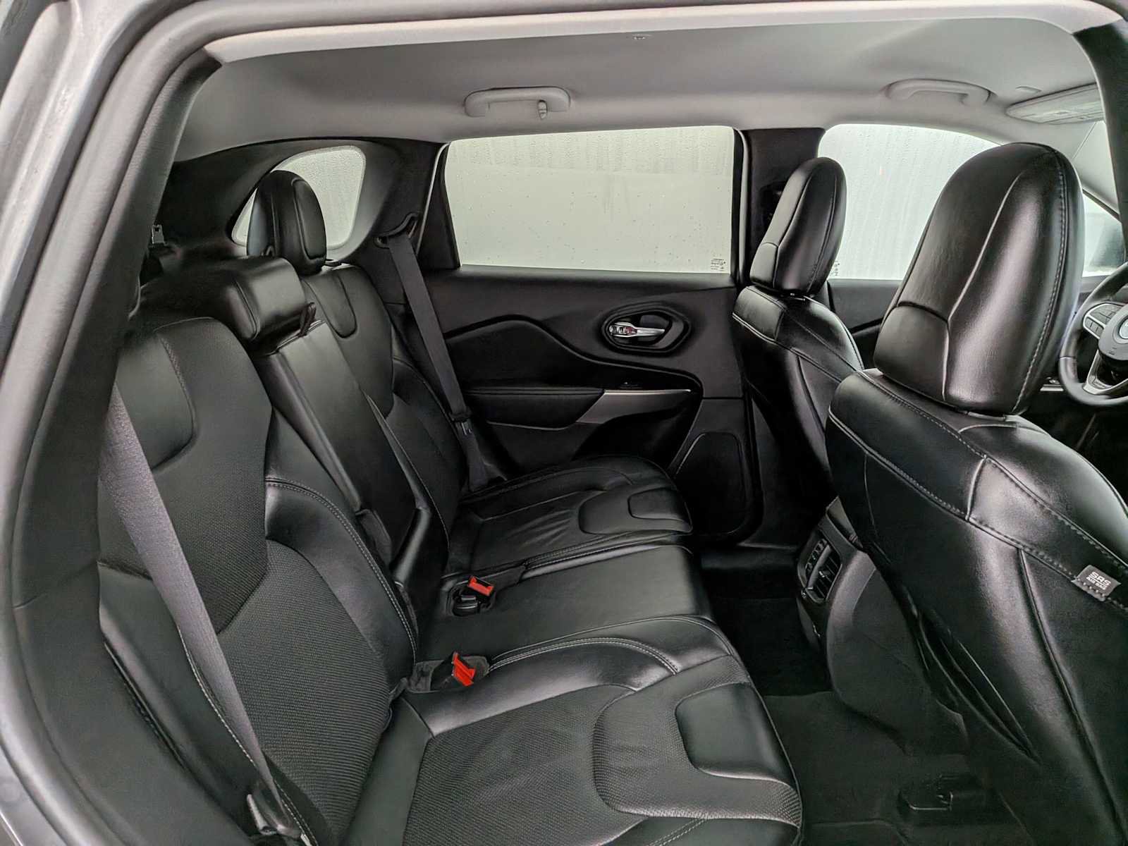 Used 2022 Jeep Cherokee Latitude Lux image 21