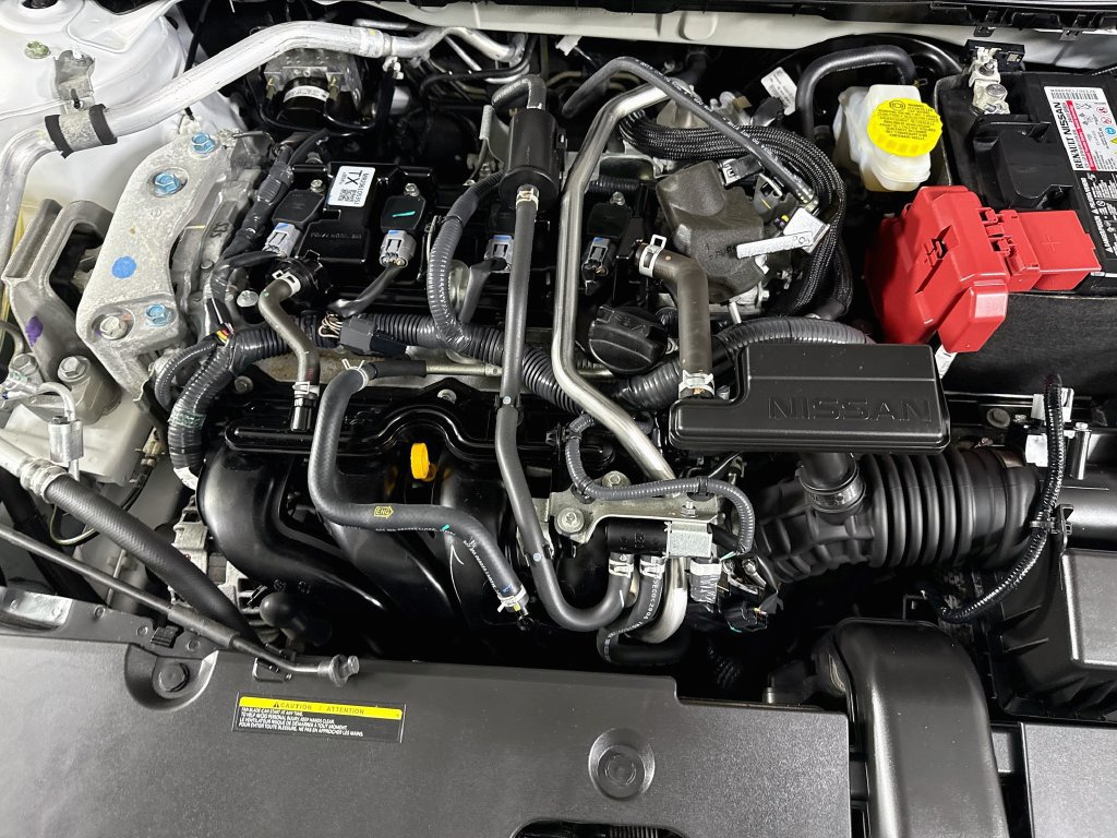 Used 2023 Nissan Sentra SR w/ SR Premium Package FWD image 34