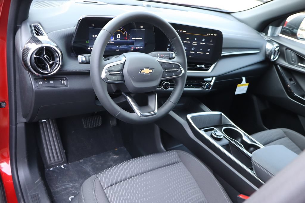 New 2027 Chevrolet Equinox LT FWD image 6