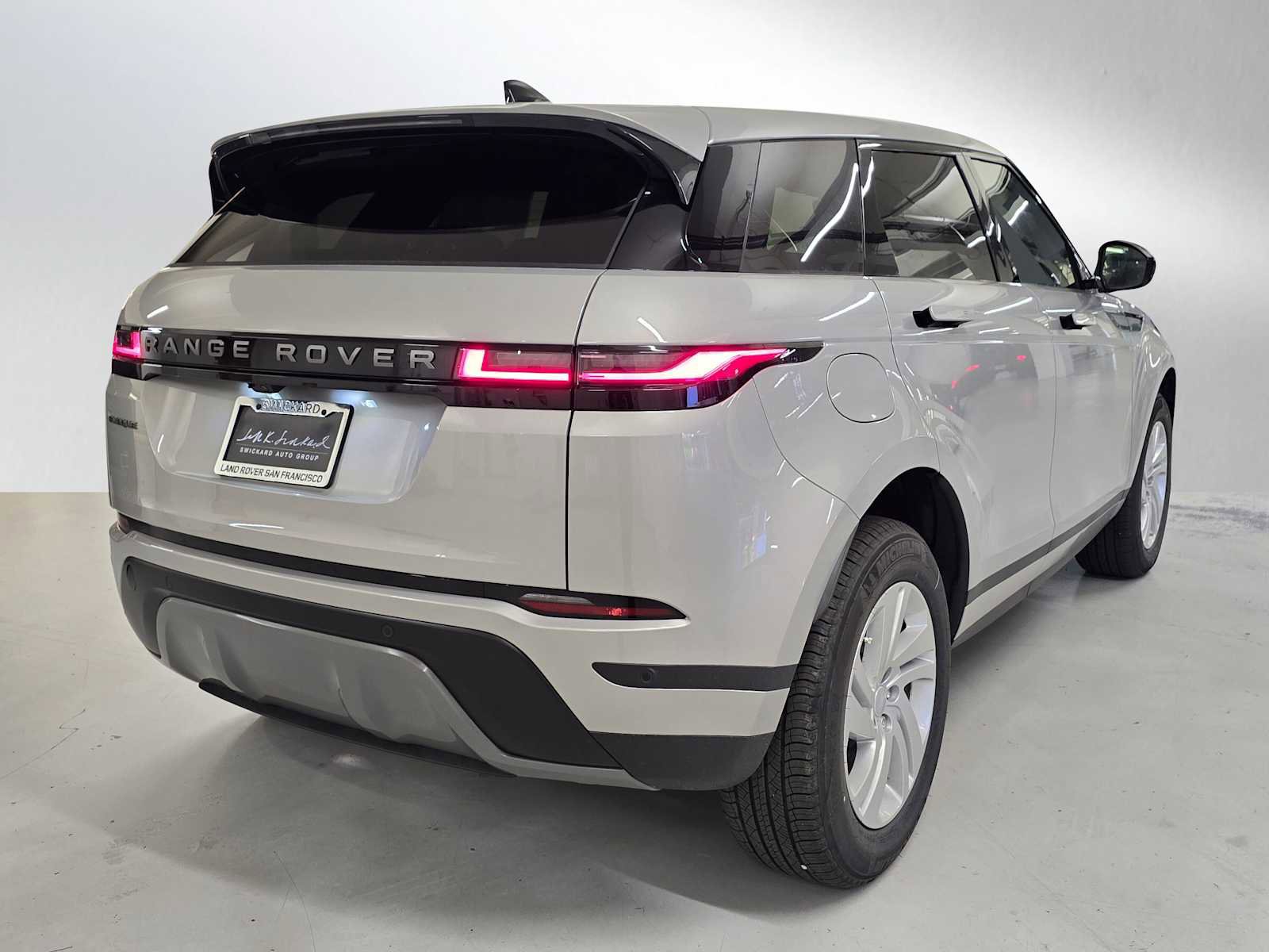 New 2026 Land Rover Range Rover Evoque S image 5