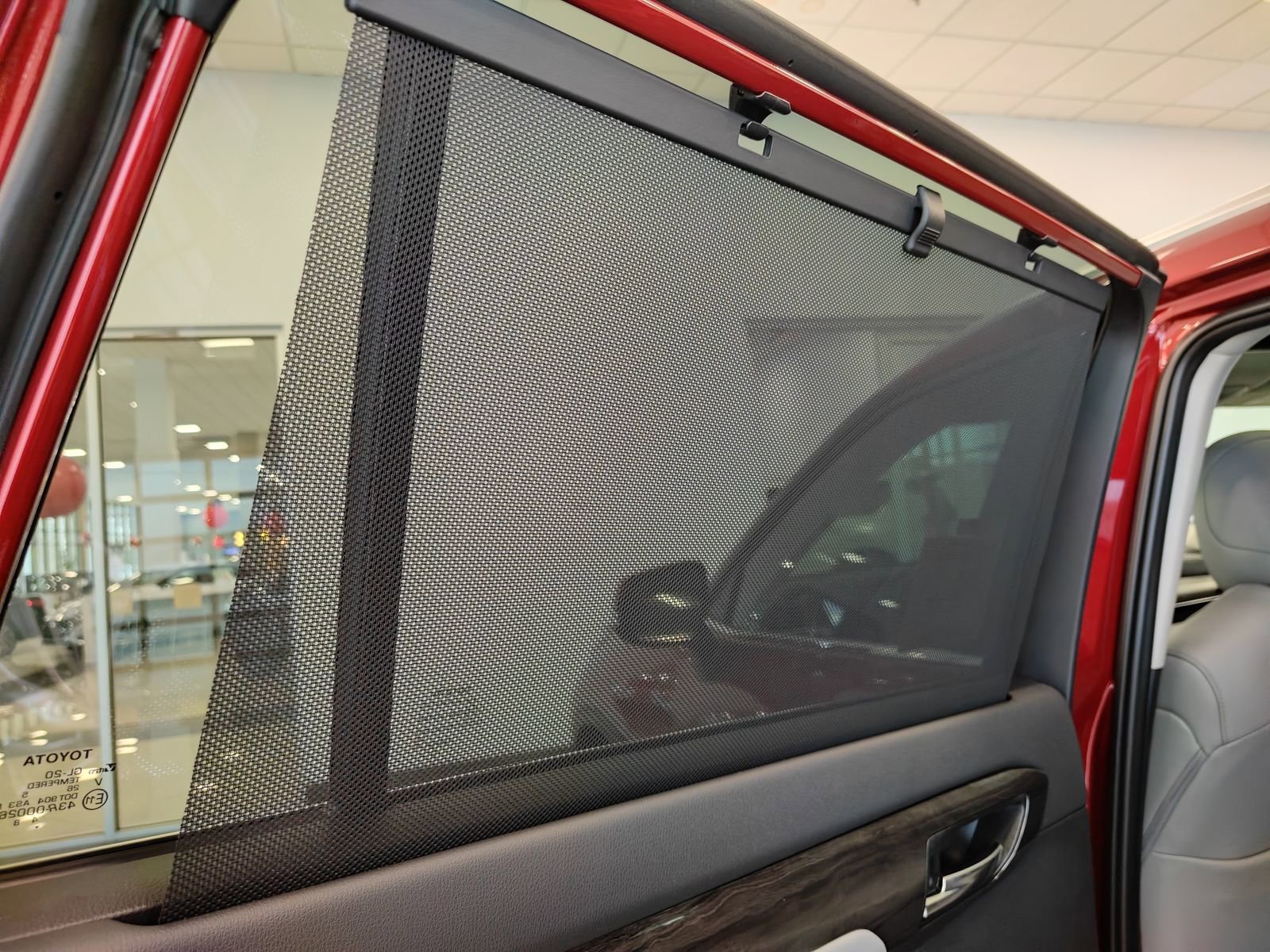 New 2026 Toyota Highlander Platinum image 14