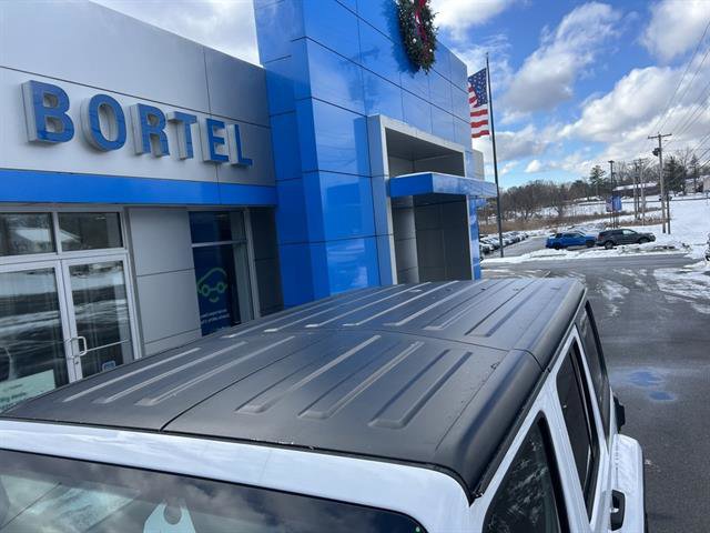 Used 2018 Jeep Wrangler Unlimited Sahara w/ LED Lighting Group image 12