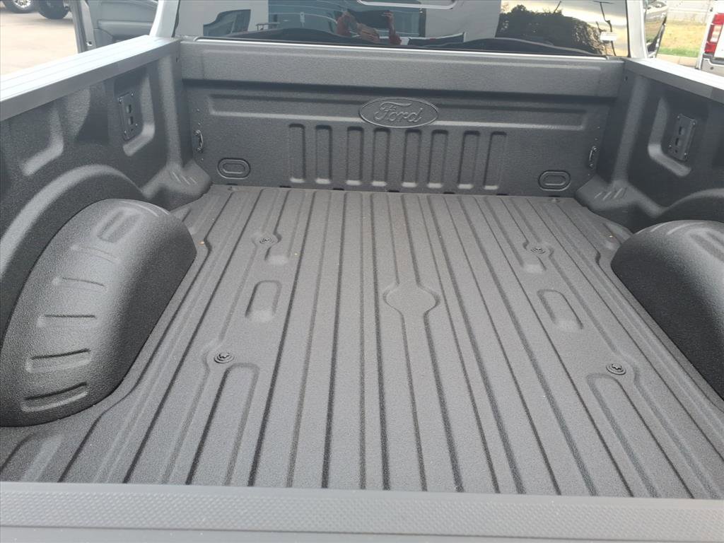 New 2026 Ford F250 Lariat image 16