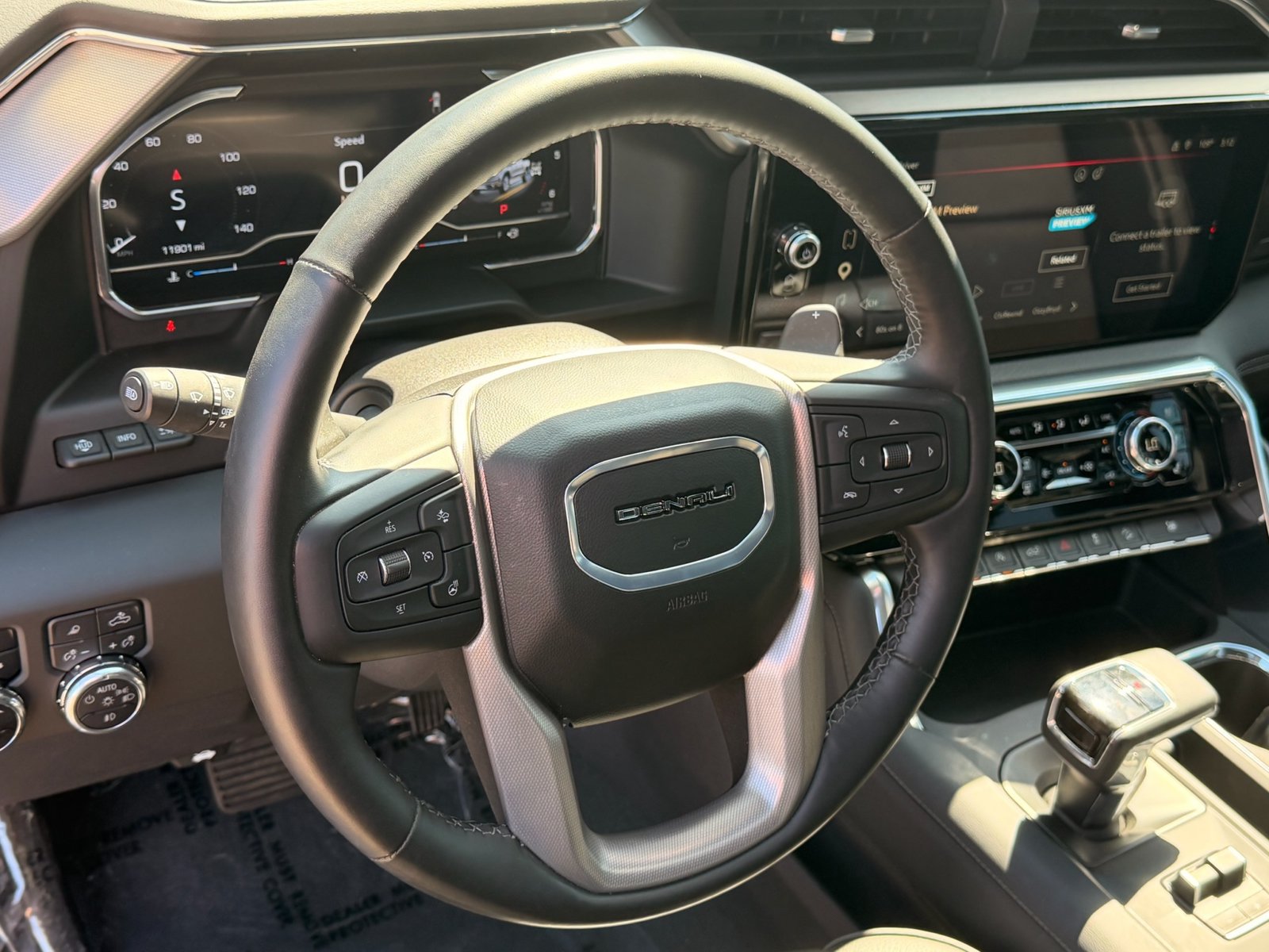 Used 2024 GMC Sierra 1500 Denali w/ Denali Reserve Package AWD/4WD image 17