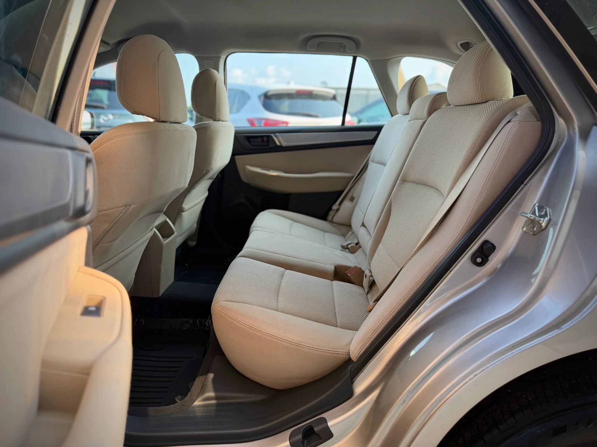 Used 2019 Subaru Outback 2.5i AWD/4WD image 19