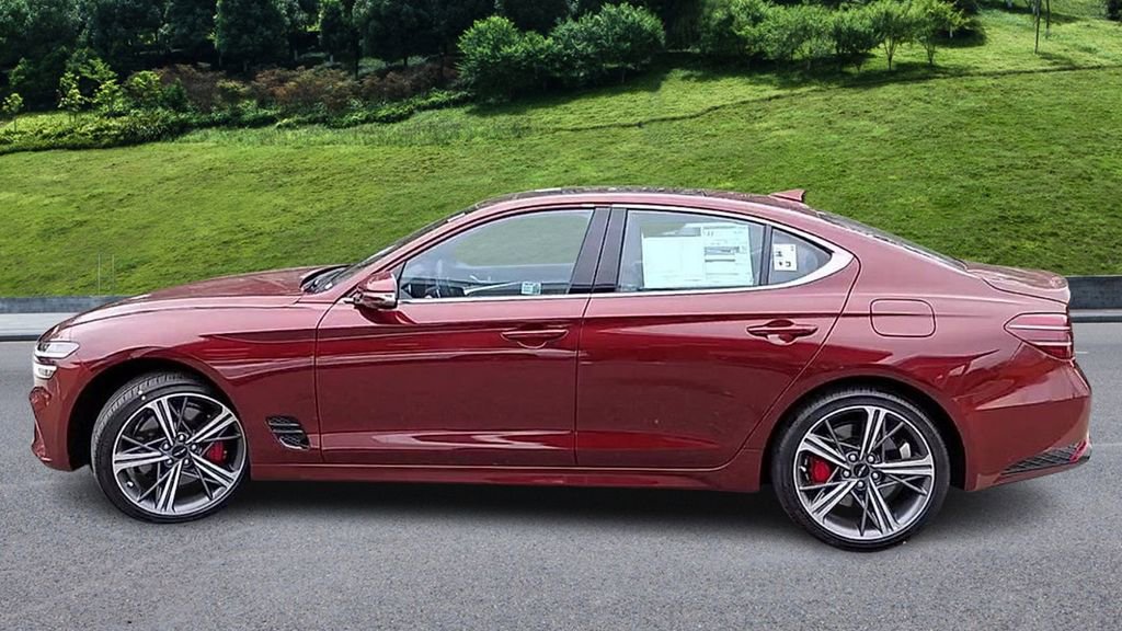 Used 2025 Genesis G70 2.5T w/ Sport Prestige Package image 5