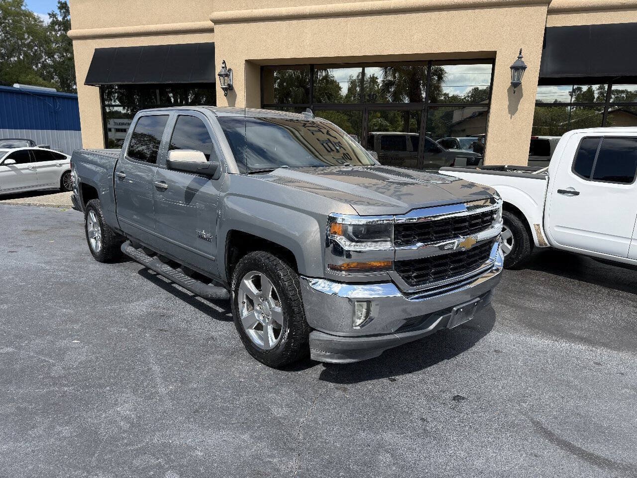 Used 2017 Chevrolet Silverado 1500 LT w/ Texas Edition RWD image 1