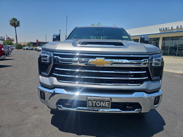 New 2026 Chevrolet Silverado 2500 LTZ w/ LTZ Plus Package AWD/4WD image 2