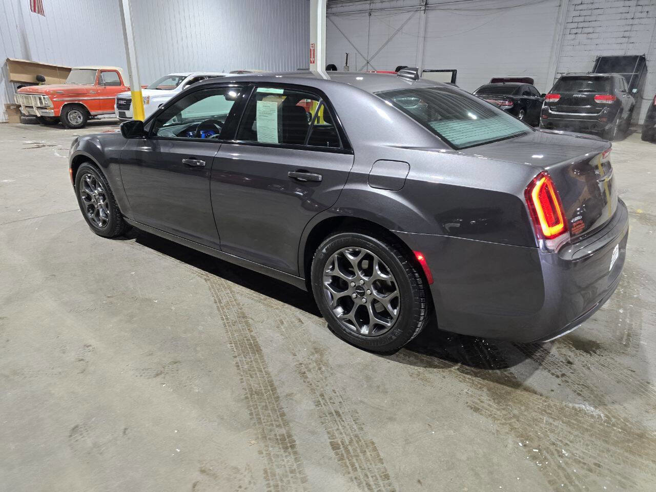 Used 2015 Chrysler 300 S image 8