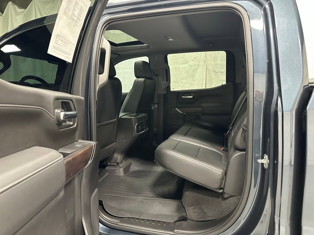 Used 2020 GMC Sierra 1500 SLT w/ SLT Premium Plus Package AWD/4WD image 39