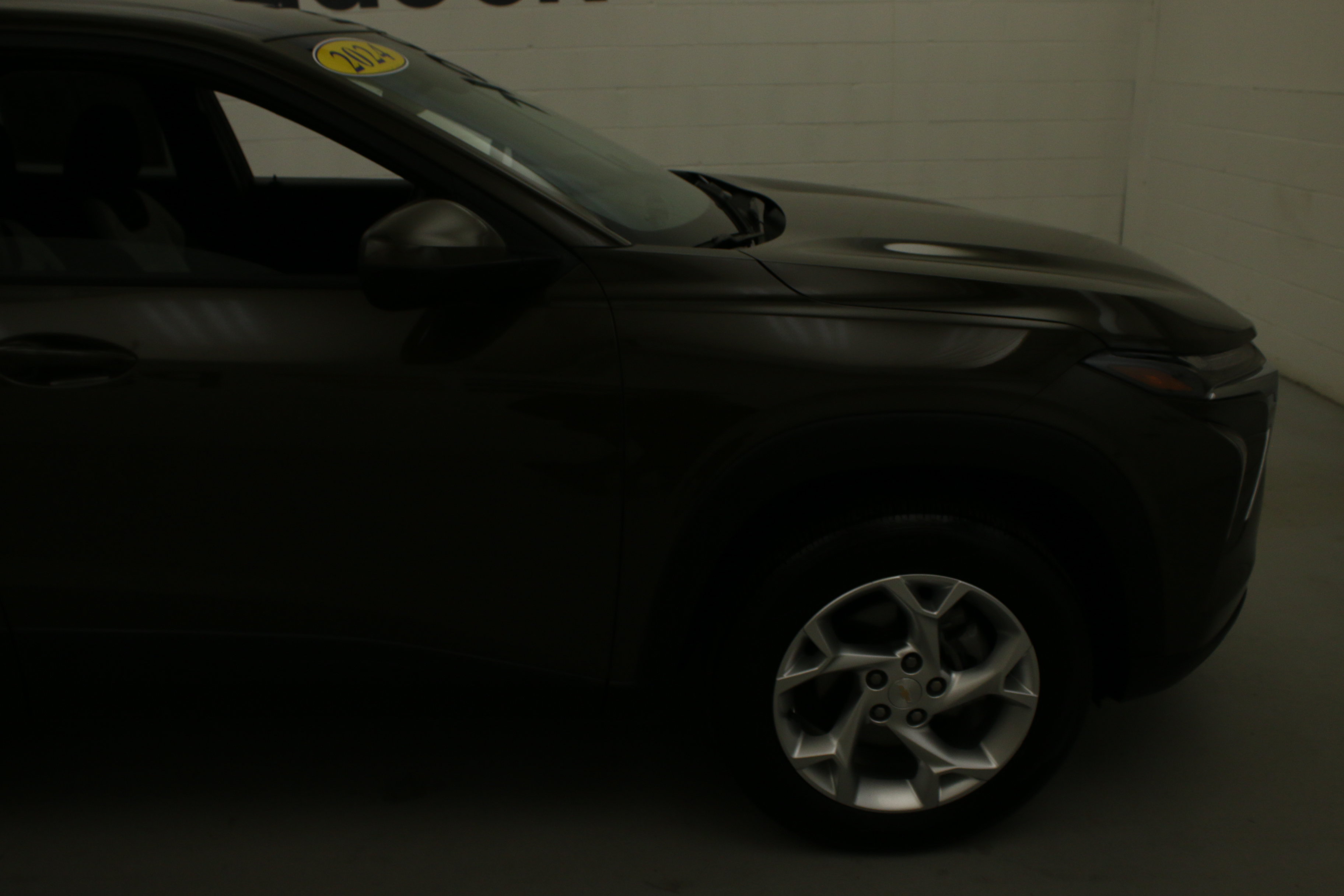 Used 2024 Chevrolet Trax LS w/ LS Convenience Package FWD image 10