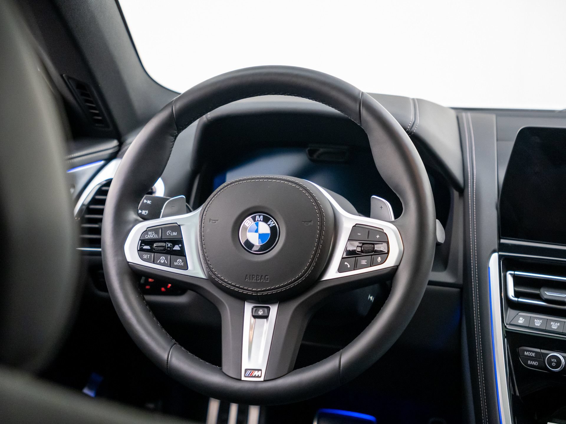 Certified 2025 BMW 840i xDrive AWD/4WD image 11