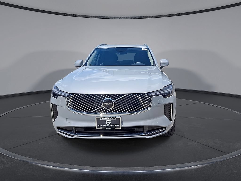 Certified 2026 Volvo XC90 B6 Plus AWD/4WD image 4