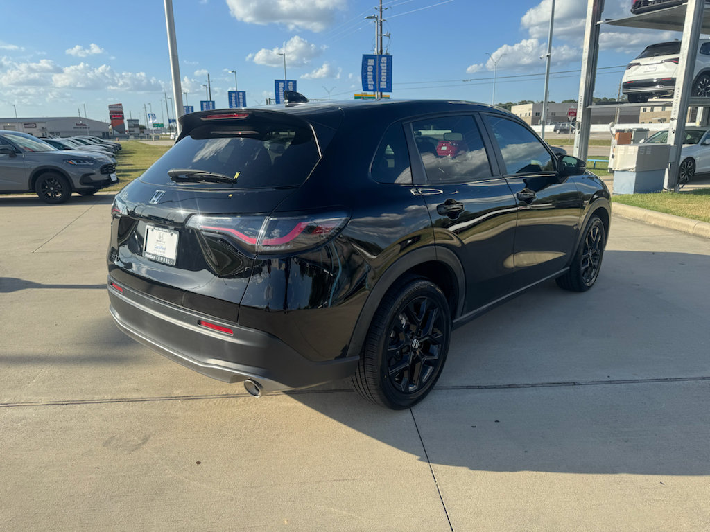 Certified 2024 Honda HR-V Sport image 8