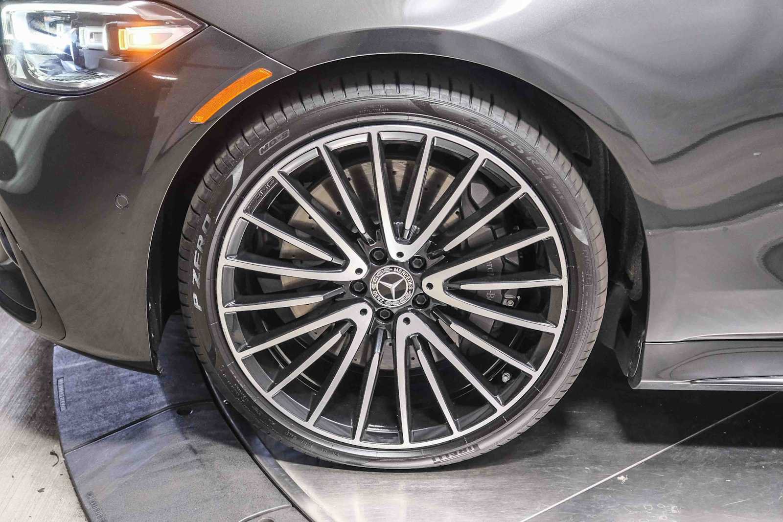 Certified 2022 Mercedes-Benz S 500 4MATIC image 10