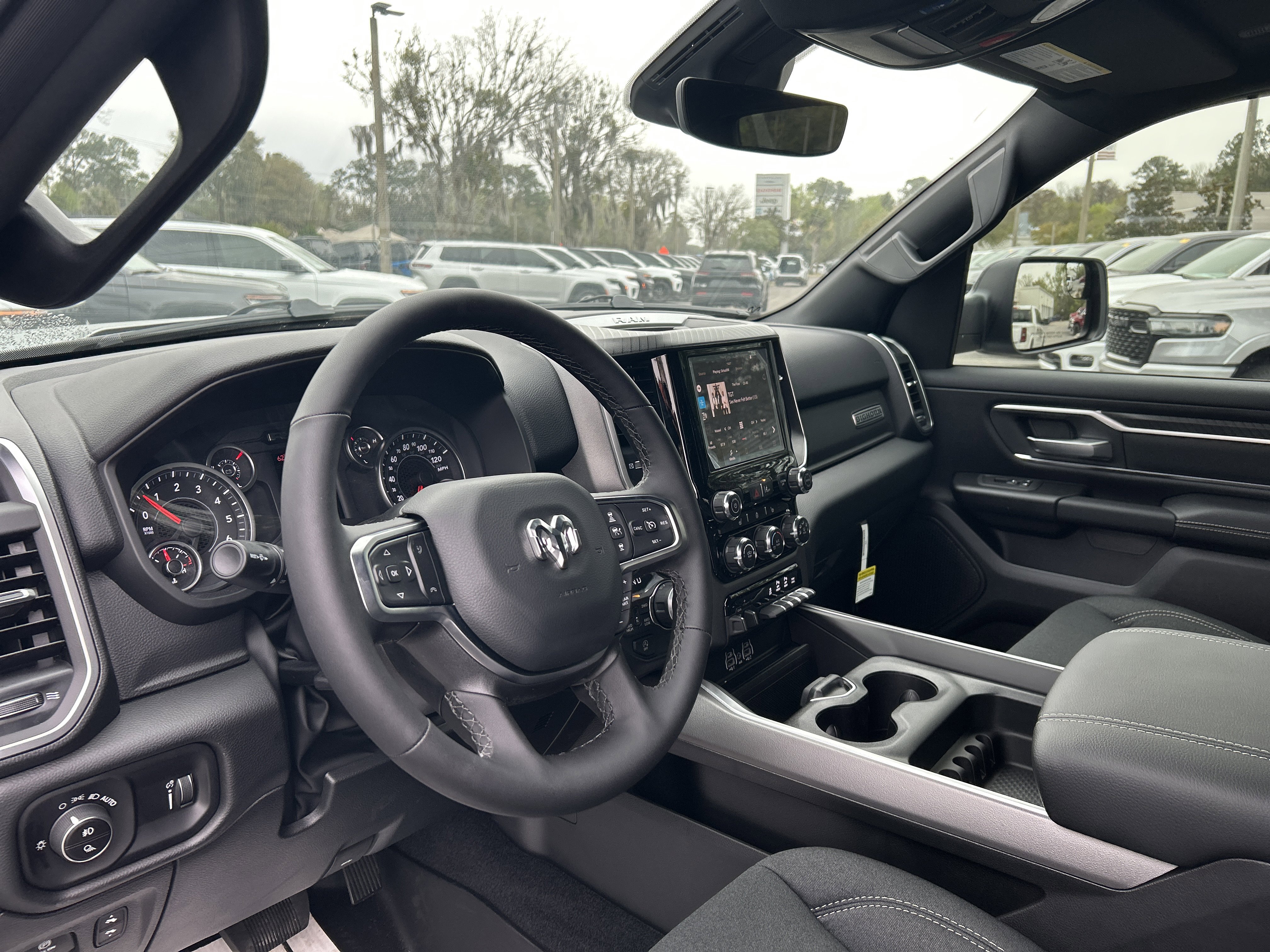 New 2026 RAM 1500 4x4 Crew Cab image 14