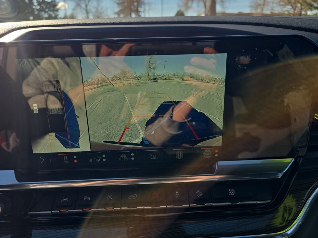 Used 2024 Chevrolet Silverado 1500 LT Trail Boss w/ LT Trail Boss Premium Package image 21