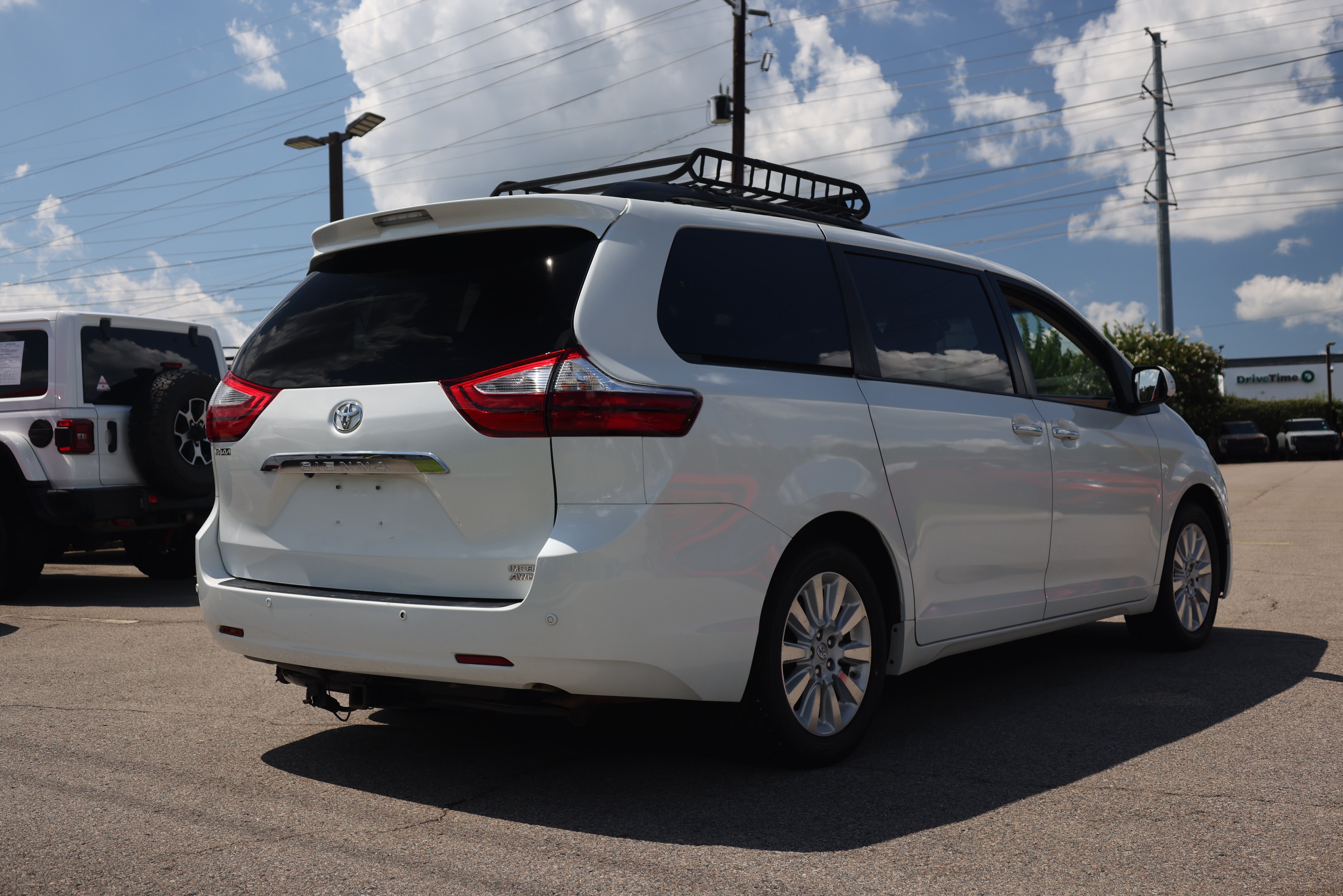 Used 2015 Toyota Sienna Limited Premium AWD/4WD image 4