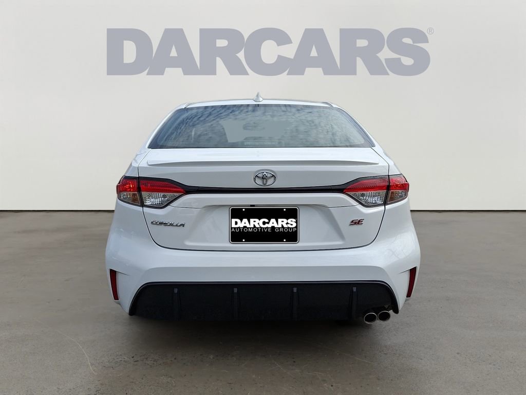 Used 2023 Toyota Corolla SE FWD image 5