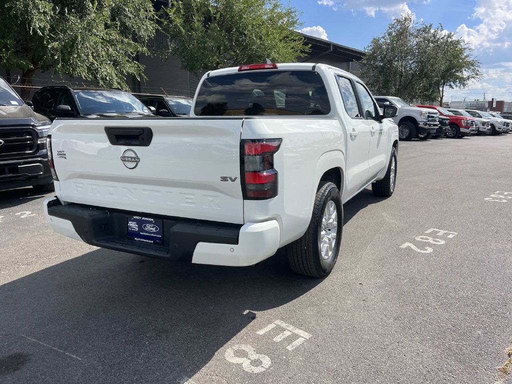 Used 2023 Nissan Frontier SV w/ Technology Package RWD image 3