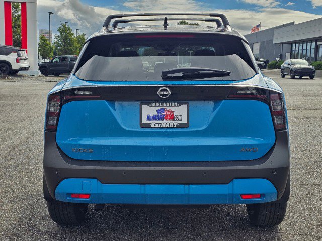 New 2027 Nissan Kicks SR AWD/4WD image 4