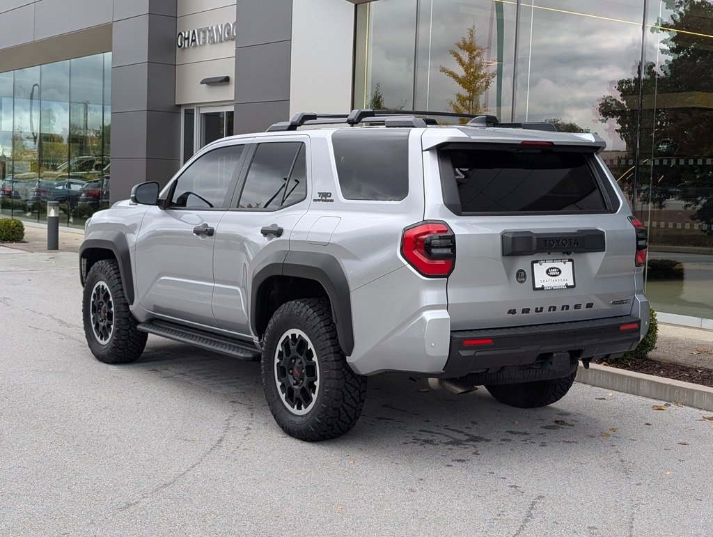 Used 2025 Toyota 4Runner TRD Off-Road image 3