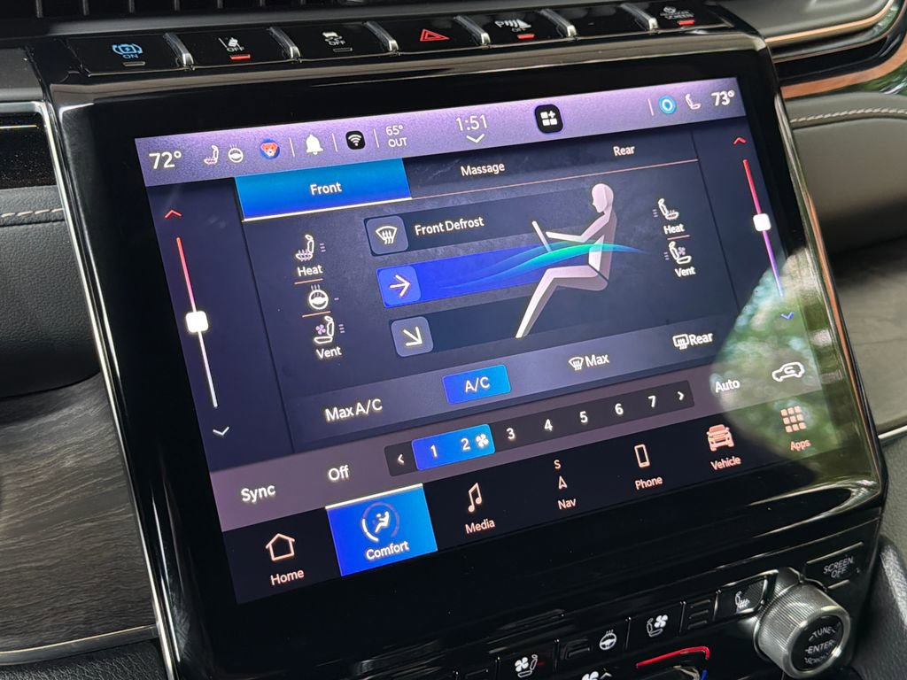 Used 2023 Jeep Grand Cherokee Overland w/ Luxury Tech Group IV image 8