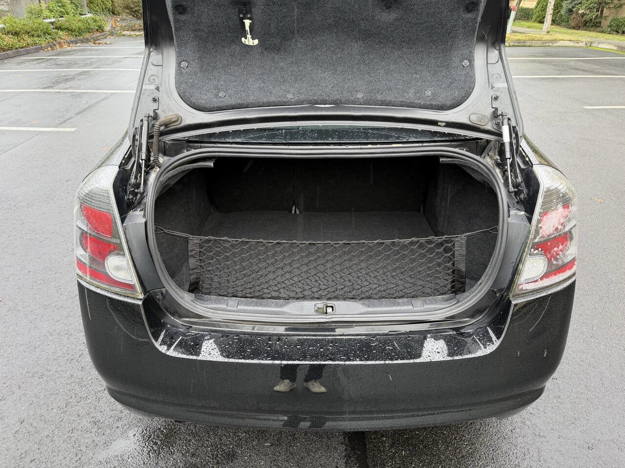 Used 2010 Nissan Sentra 2.0 SR w/ Convenience Pkg image 7