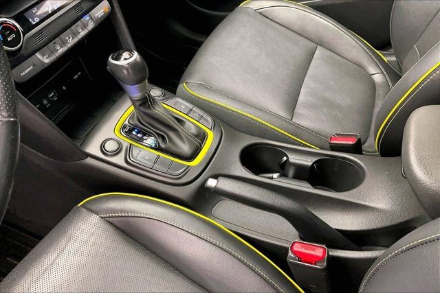 Used 2020 Hyundai Kona Limited w/ Cargo Package image 17