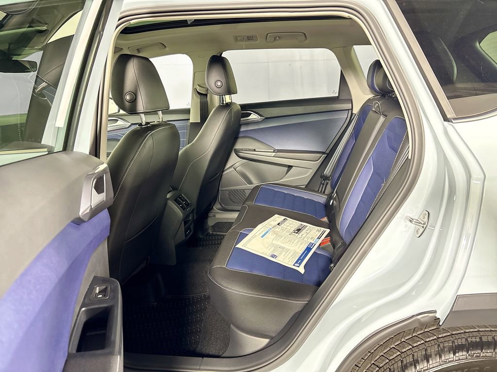 New 2026 Volkswagen Taos SEL AWD/4WD image 21